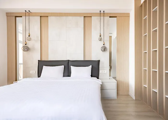 Piccolo By Citybookings 3* 布加勒斯特