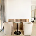 Piccolo By Citybookings 부쿠레슈티