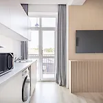 Piccolo By Citybookings Aparthotel 3*