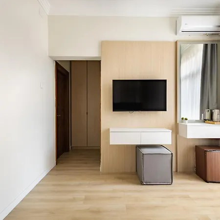 Piccolo By Citybookings Bukarest