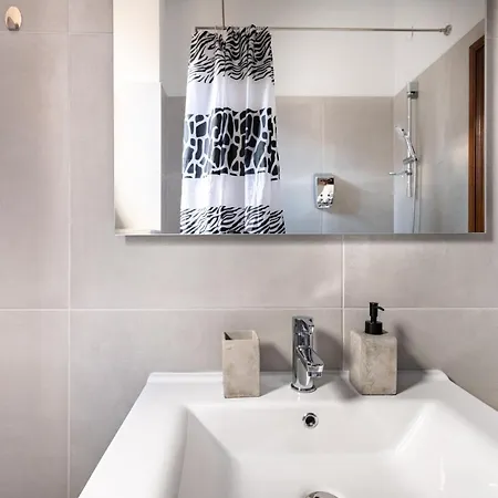Hotel de apartamente Piccolo By Citybookings Bucureşti