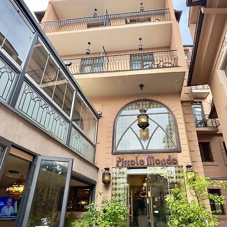 Piccolo By Citybookings Aparthotel 3*