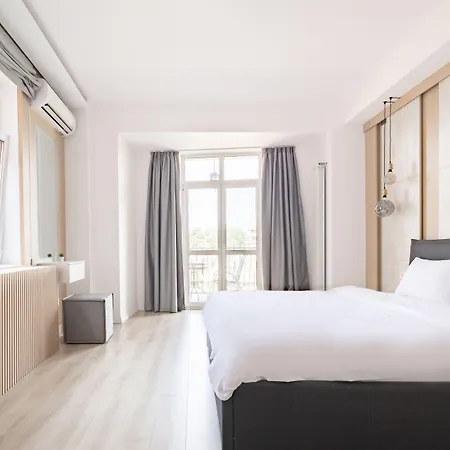 公寓式酒店 Piccolo By Citybookings 3*