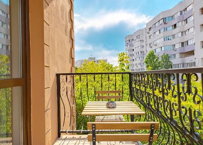 Апарт-готель Piccolo By Citybookings Бухарест