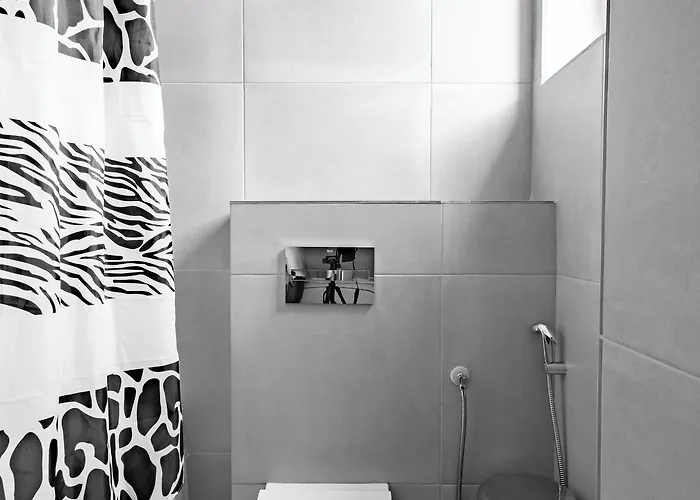 Piccolo By Citybookings