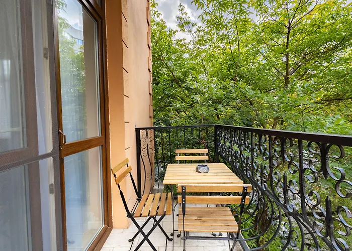 Piccolo By Citybookings Apartahotel 3*